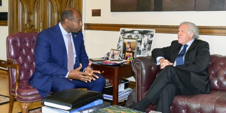 Piden recusar a magistrada por falta de imparcialidad y más.