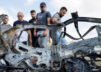 Israel mata a militantes en Cisjordania; una región nerviosa espera avances en negociaciones