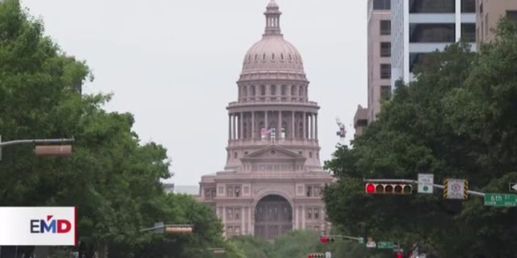 Alivio migratorio para indocumentados con cónyuges estadounidenses genera controversia