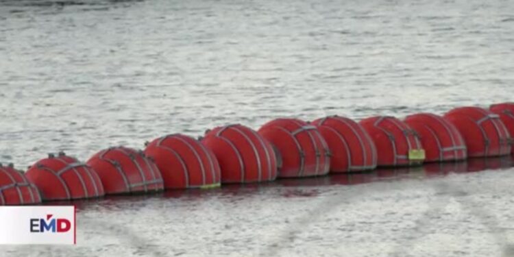 Controles migratorios de Texas reciben respaldo judicial