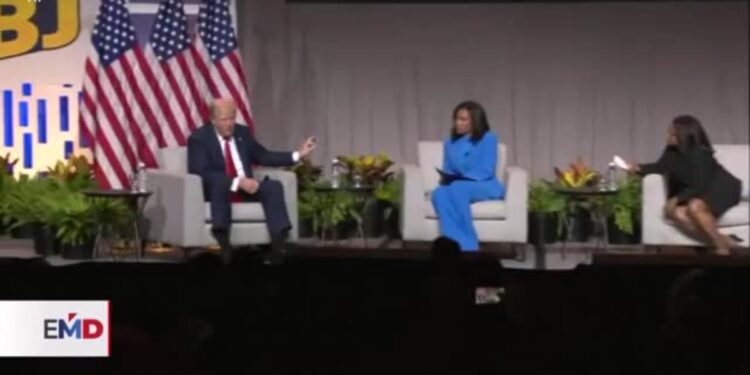 Trump emplea ataques raciales como eje de su campaña presidencial