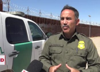 Disminuye cantidad de migrantes procesados en frontera sur de EEUU