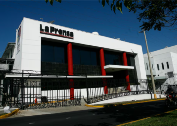 SIP advierte que demandas contra La Prensa en Panamá ponen riesgo la libertad de expresión en el país