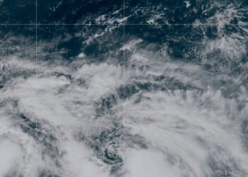 La tormenta tropical Debby mantiene en estado de emergencia a varios territorios del sureste de Estados Unidos.