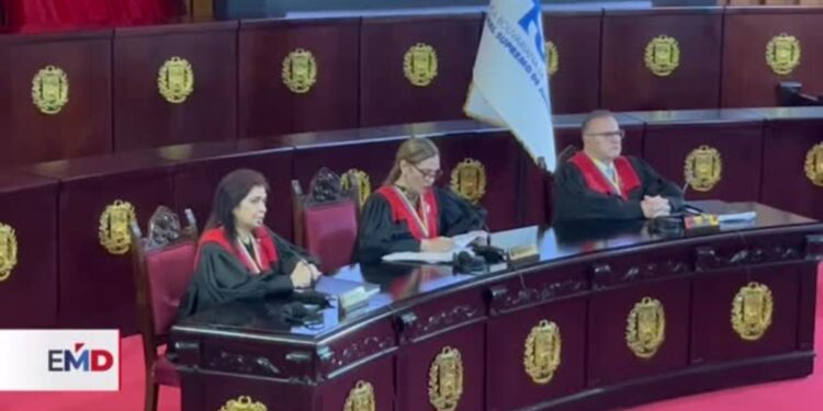 Cuestionado peritaje del Tribunal Supremo  convalida triunfo de Maduro