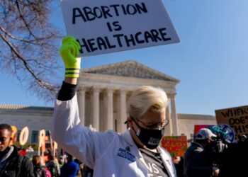 EE.UU: Cifra de abortos ha aumentado ligeramente desde que se anuló Roe, según estudio