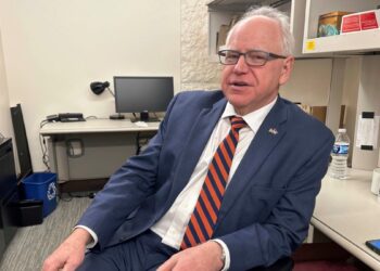 Tim Walz, un experimentado conocedor de China, es el compañero de fórmula de Kamala Harris