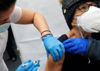 Estados Unidos aprueba nuevas vacunas contra el Covid-19