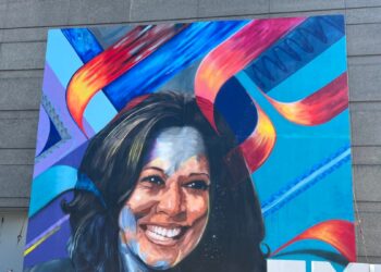 La Convención Demócrata arrancó en Chicago con fuertes discursos de apoyo a Kámala Harris, y un masivo agradecimiento a Joe Biden.
