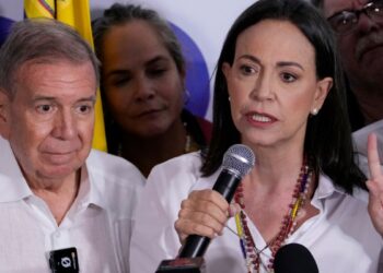 Oposición venezolana pide a México, Brasil y Colombia que revisen las actas que presentaron