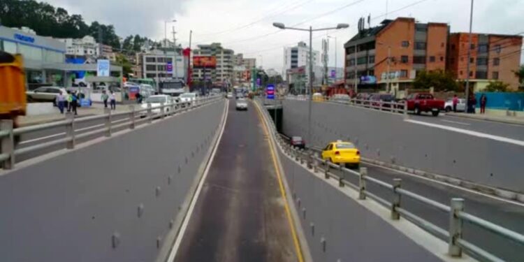 Vehículos chinos consolidan dominio de mercado automotriz ecuatoriano