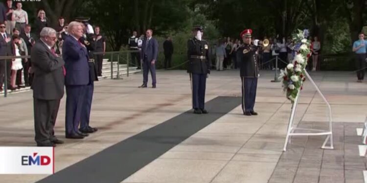 Acusan a colaboradores de Trump de provocar incidente en Cementerio de Arlington