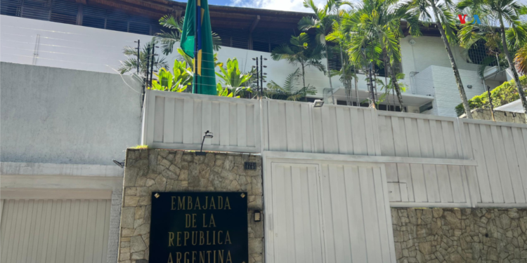 El presidente Lula da Silva asume una mediación en la crisis diplomática de Venezuela con Argentina