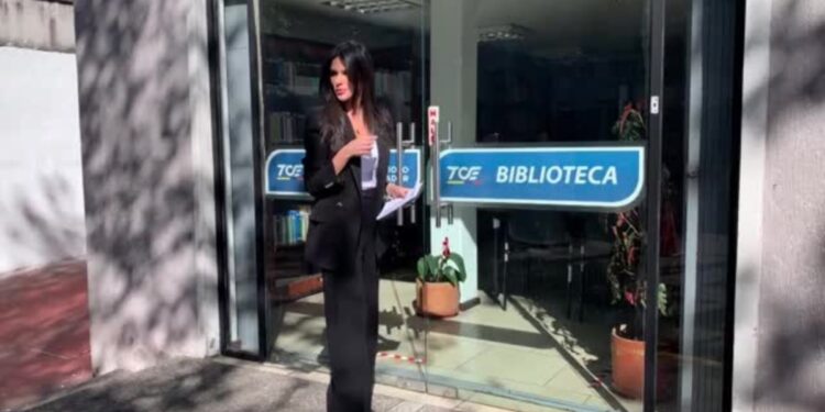 Se incrementa la tensión entre presidente y vicepresidenta ecuatorianos