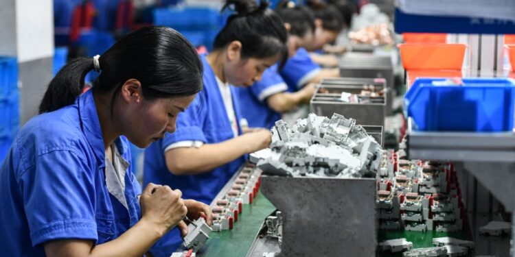 China prohibirá exportación de drones que puedan usarse con fines militares