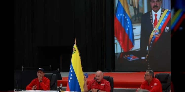 Cabello: ¡Venezuela levanta su voz y asegura que el territorio nacional será libre de fascismo!