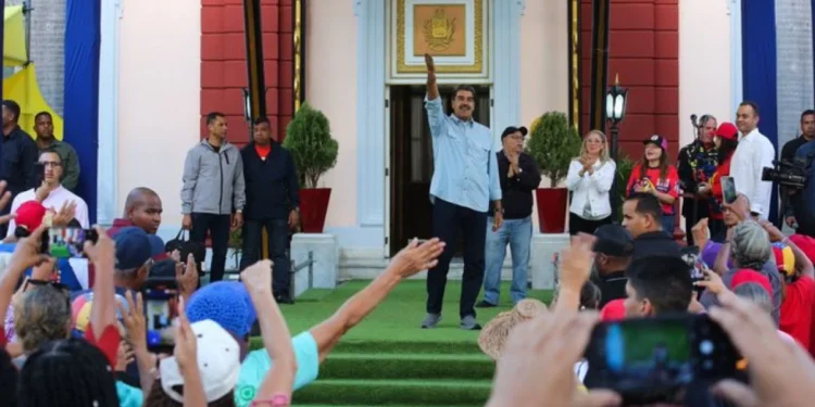 Presidente Maduro: Estoy listo para entregar al TSJ el 100 % de nuestras actas electoral