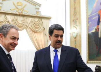 Zapatero mantiene su fidelidad a Maduro y exhorta al Grupo de Puebla a no exigir se publiquen resultados