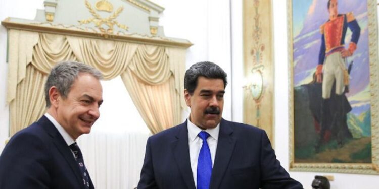 Zapatero mantiene su fidelidad a Maduro y exhorta al Grupo de Puebla a no exigir se publiquen resultados