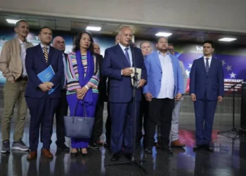 Diosdado Cabello: El CNE no publica actas, da resultados