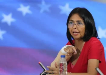 Vicepresidenta Rodríguez enaltece moral de los cuerpos de seguridad ante agresiones extremistas