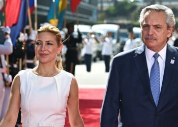 Exprimera dama argentina declara contra Alberto Fernández por violencia de género