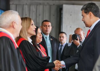 La Sala Electoral usurpa funciones del CNE en Venezuela, según constitucionalistas