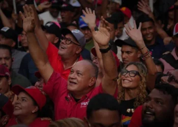 Diosdado Cabello: En cada movilización chavista se siente la fuerza del amor del Pueblo