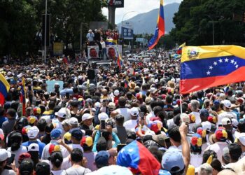 Venezolanos colman las principales ciudades del mundo en rechazo al fraude electoral