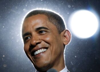 Barck y Michelle Obama ofrecieron su total respaldo a Kamala Harris durante la Convención en Chicago