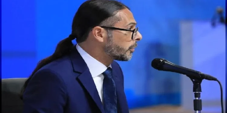 Ñáñez sobre la red social X: Estamos esperando que entreguen documentos de sus operaciones en Venezuela