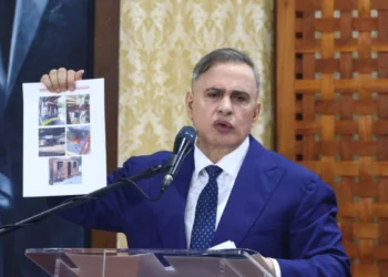 Fiscal Tarek William Saab presenta pruebas de golpe fascista ante cuerpo diplomático