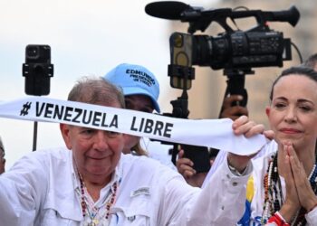 Oposición venezolana rechaza fallo del Supremo y reivindica soberanía popular