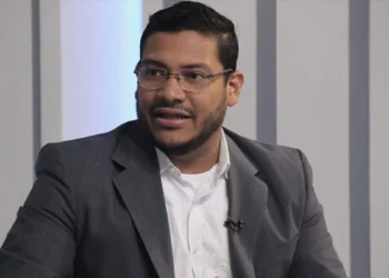 Vicecanciller Peña sobre presidente guatemalteco: vendió su dignidad EEUU y sólo repite lo que le ordenan