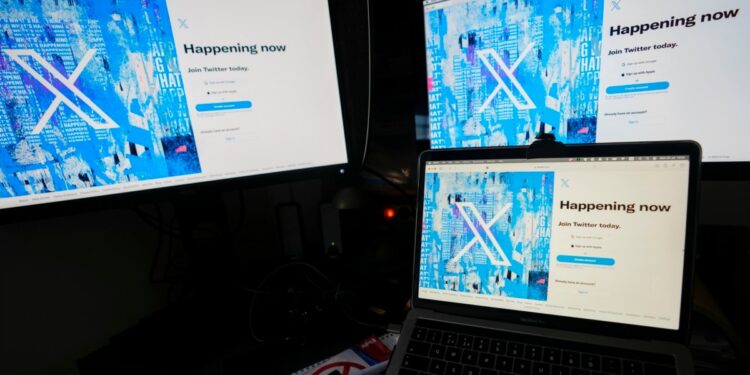 X edita chatbot de inteligencia artificial tras advertencias de que propaga desinformación electoral