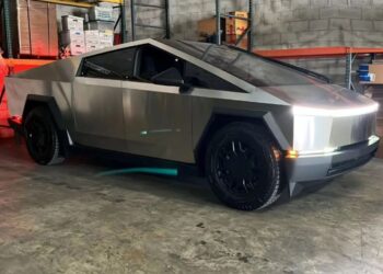 Así se ve la primera Cybertruck en Venezuela