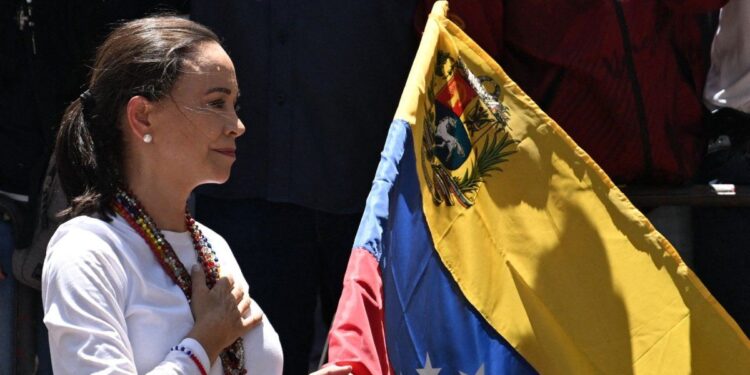 María Corina Machado alerta sobre allanamiento de la residencia de Edmundo González Urrutia
