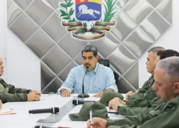 Mandatario nacional agradeció a sectores económicos por mantener actividad pese al ataque contra el SEN