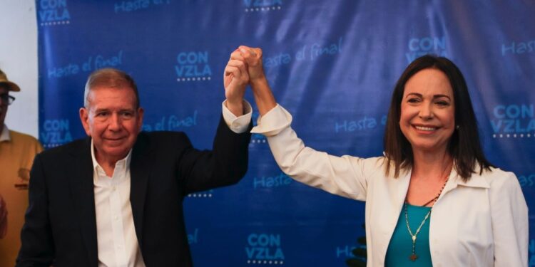 Alberto Feijóo exige a Pedro Sánchez reconocer a Edmundo González como presidente electo