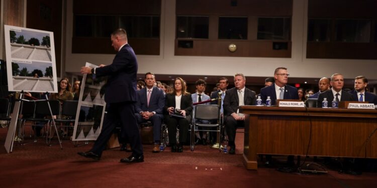 Hombre que atentó contra Trump pasó meses buscando objetivo y se decidió por el expresidente