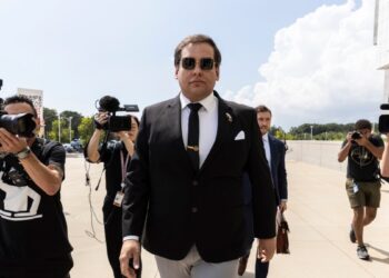 George Santos se declara culpable y dice que la ambición lo llevó a mentir para llegar al Congreso
