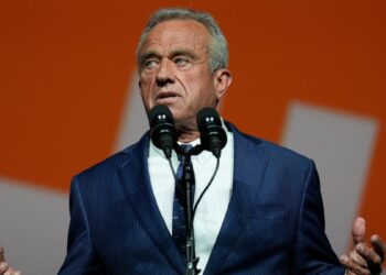 Jueza falla contra RFK Jr. en lucha por estar en la boleta electoral de Nueva York