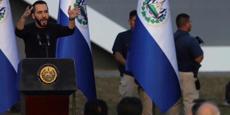 Bukele plantea retirar régimen de excepción que tiene suspendidos derechos en El Salvador desde 2022