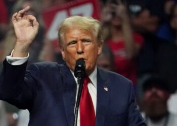 Trump vinculará a Harris con la caótica retirada de la guerra de Afganistán en el tercer aniversario de atentado suicida.