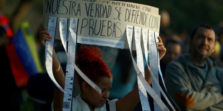 Podrían imputar a María Corina Machado por violencia postelectoral y más