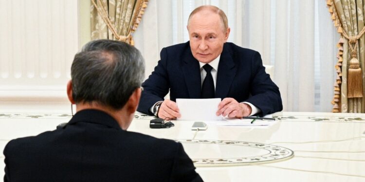 Rusia abre una causa penal contra un periodista de CNN por «cruzar ilegalmente la frontera», según Ifax