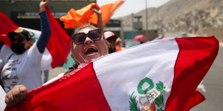 Perú inaugura sala judicial junto a cárcel de expresidentes