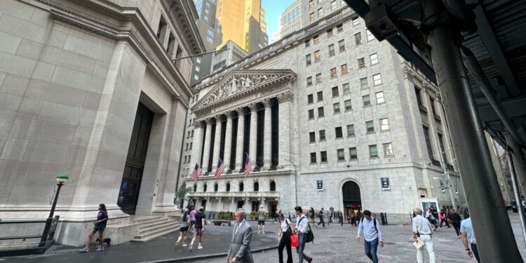 VoA Avance Informativo  6:00 PM tc 08302024.mp3