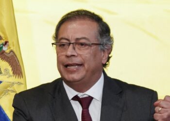 Dos años de Gustavo Petro en el poder, su gestión tiene un “balance regular”: analistas