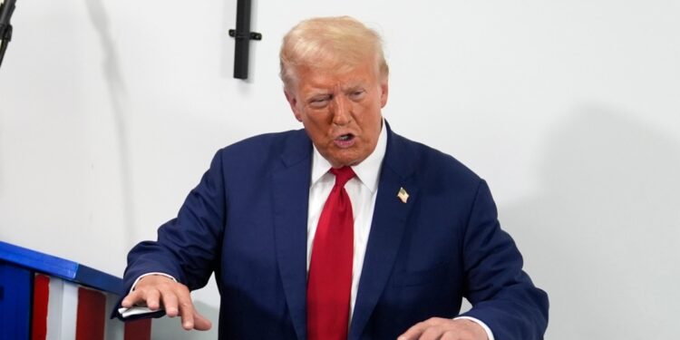 Fiscalía presenta nueva imputación contra Trump en proceso relacionado con asalto al Capitolio